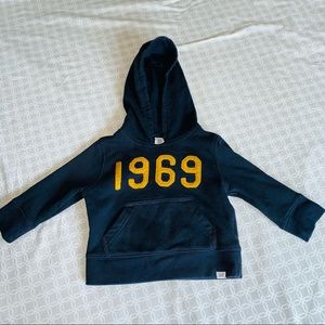 12-18 Months Gap sweatshirt
